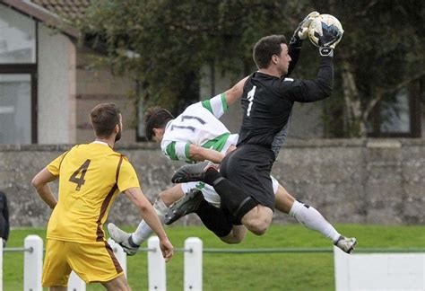 Forres Mechanics Goalkeeper Stuart Knight Celebrates His 500th