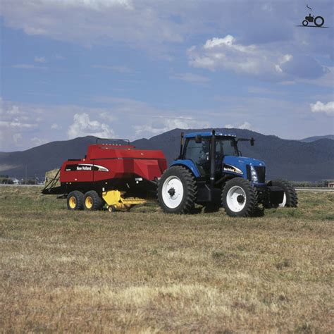 Foto New Holland Tg