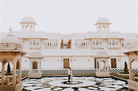 Romantic + Ethereal Engagement Session at a Palace in India | Green ...