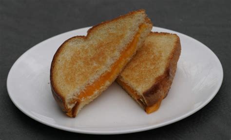 Toasted Cheese Sandwich USDA - Healthy School Recipes