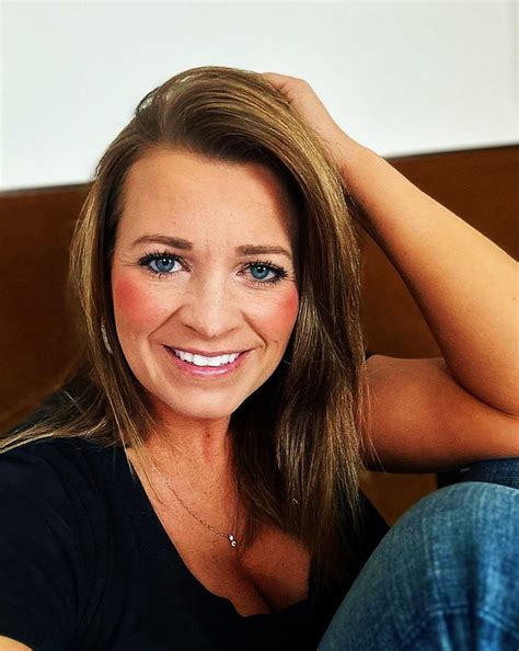 The Mysterious Life Of Jessica Lynch: A Glimpse Into Her Estimated $4 Million Fortune