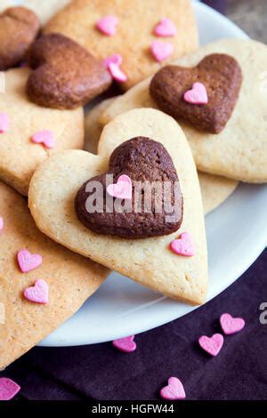 Petits G Teaux De Saint Valentin Biscuits Sabl S L Int Rieur D Un