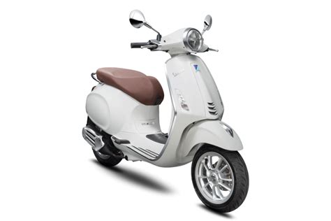 Vespa Primavera Price Consumption Colors