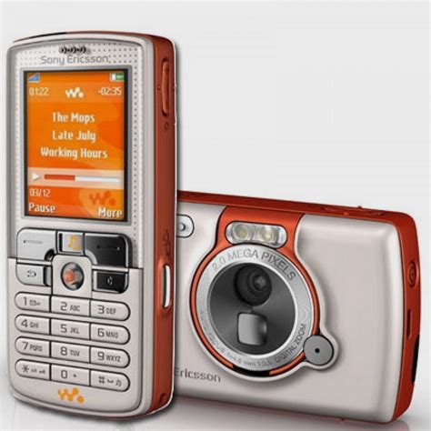 Nostalgia Yuk Ini 10 Ponsel Jadul Sony Ericsson Yang Dulu Jadi Rebutan