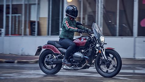 bmw unveils retro inspired      ninet motorcycles specs