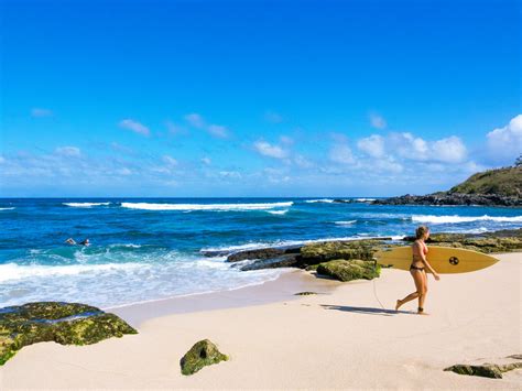 A Perfect Day in Pa'ia, Maui's Best Surf Town