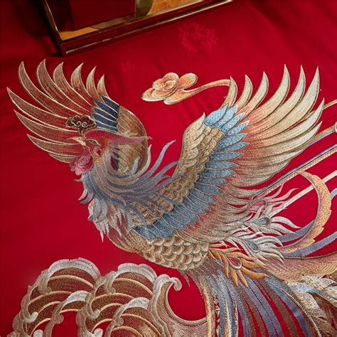 Red Gold Luxury Wedding Dragon Phoenix Embroidery Tassel Duvet Cover