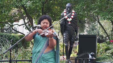 Violin Performance On Gandhiji S Favorite Bhajan Titled Vaishnav Jan