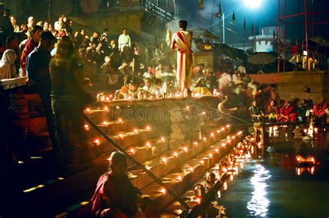 Ganges River Puja Ceremony, Varanasi India Editorial Image - Image: 26296380