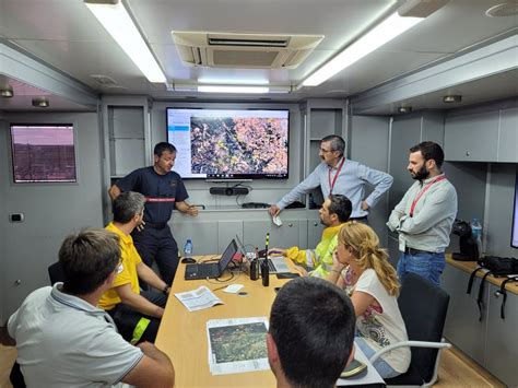 Medios Terrestres Continuarán Trabajando Durante Toda La Noche En El Incendio De Venta Del Moro