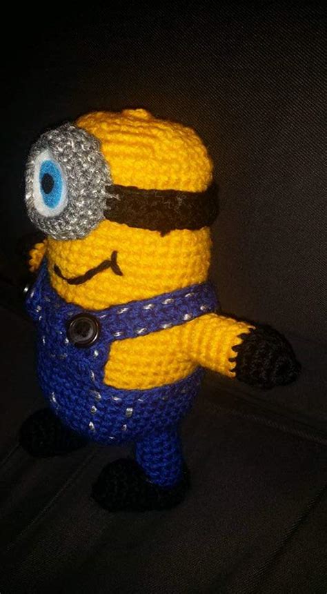 Minion! I freestyled this one, too. The overalls and goggle were crocheted as separate pieces ...