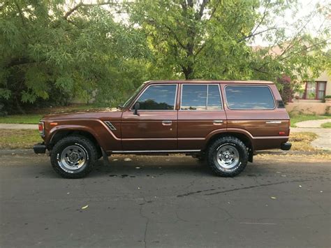 1982 Toyota Land Cruiser FJ60 Light Restoration Low 148K Miles