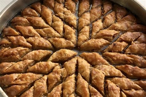 Evde Baklava Nas L Yap L R Kolay Ev Baklavas Tarifi Kaleninsesi