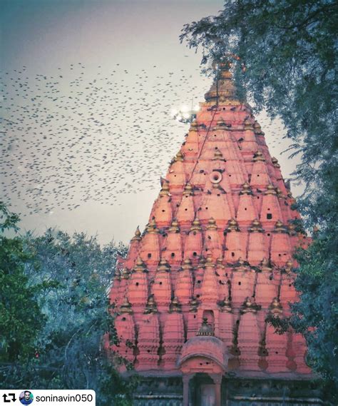 Mahakal Temple, Ujjain | Temple photography, Mahakal pic ujjain ...