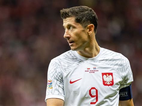 Ranking of the world's highest-paid footballers. Robert Lewandowski's high position