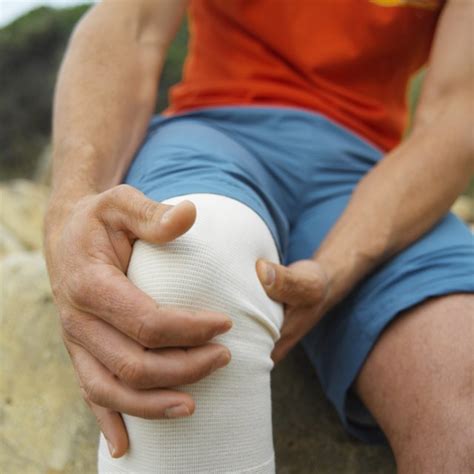 Exercises After Knee Injury | Livestrong.com