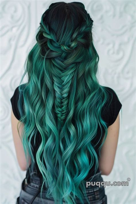 Teal Hair Color Ideas: Making Waves in Hair Fashion - Puqqu