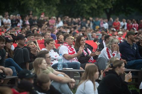 Emocje kibiców pod Tauron Areną sięgały zenitu Tak krakowianie