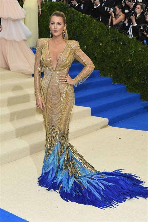 Blake Livelys Met Gala Dress Has A Magical Surprise At The Bottom