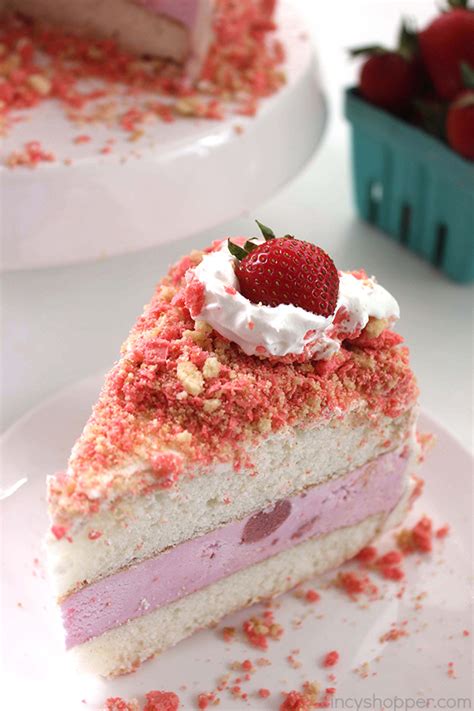 Strawberry Crunch Bar Ice Cream Cake - CincyShopper