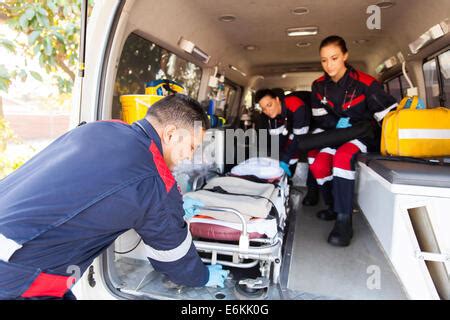 Ein Krankenwagen medic Sanitäter Not dringende medizinische Erste Hilfe