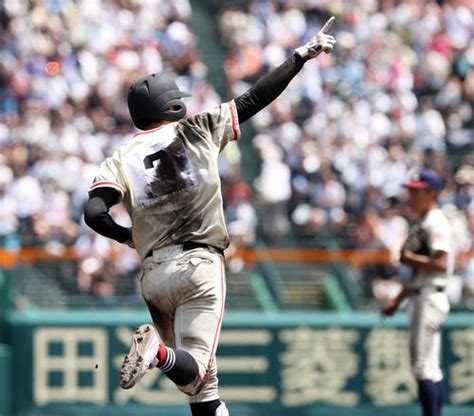 【甲子園】土浦日大が初の4強 茨城県勢20年ぶり 準決勝で慶応と対戦 高校野球夏の甲子園 日刊スポーツ