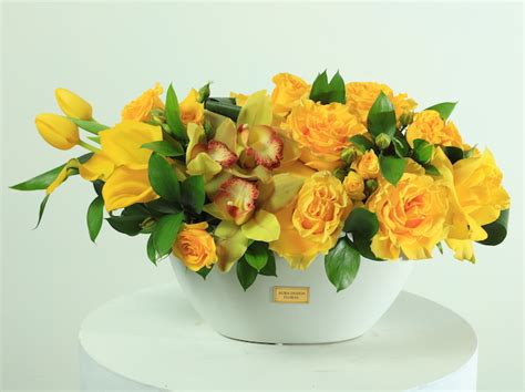 Sunny Floral Arrangement - Aura Design Shop