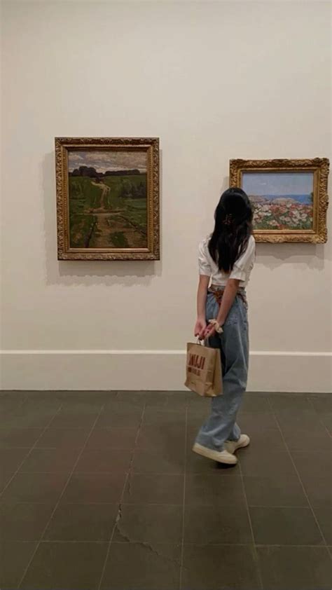 Museum Aesthetic Museum Outfit Inspo Cute Museum Outfit Gallery Girl