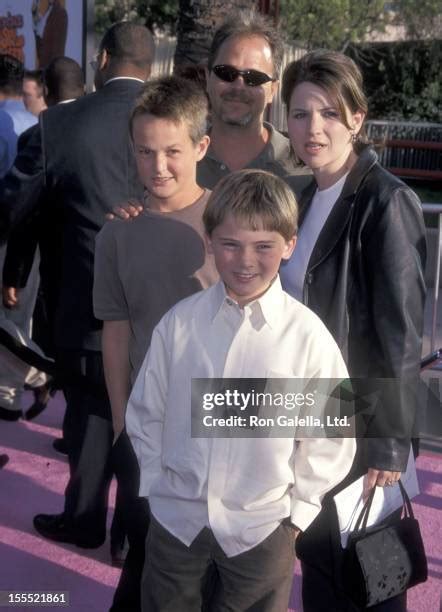 Jake Lloyd Actor Photos And Premium High Res Pictures Getty Images