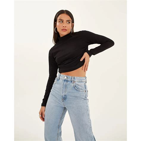 Camiseta Cropped Camys Todo Dia Manga Longa Gola Alta Preto Form