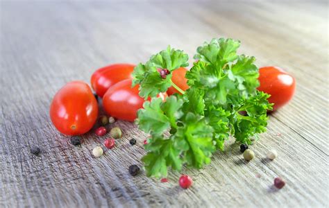 Odkryj tajemnicę smaku Jakie przyprawy do sosu bolognese są niezbędne