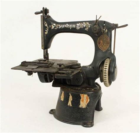 rare singer   sewing machine