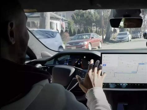 Unedited Footage Of A Tesla Full Self Driving Beta Test Shows Just How