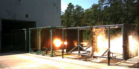 US Navy Tests New Powerful Railgun