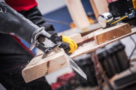 The 7 Best Reciprocating Saws - 2021 Edition | Toolbox Trends