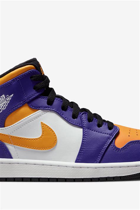 Jordan Air Jordan Mid Dark Concord Taxi White Black Vegnonveg