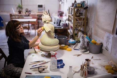 Five Groundbreaking Women Ceramic Artists You Need To Know Gardiner