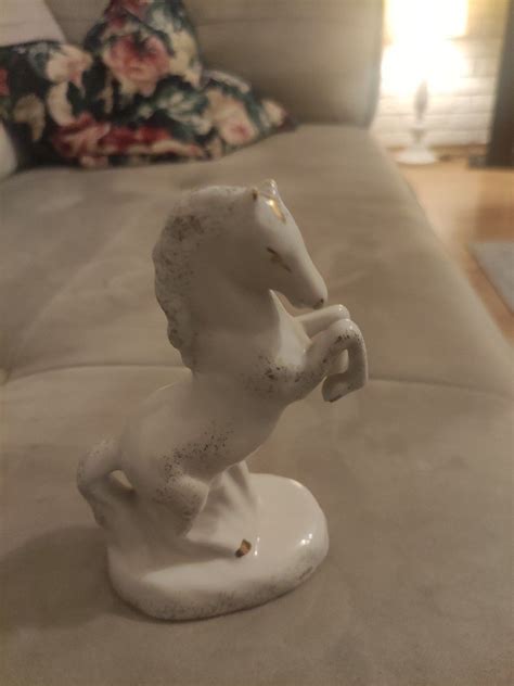 Figurka porcelanowa konik wysokość 15cm Dzierzgoń OLX pl