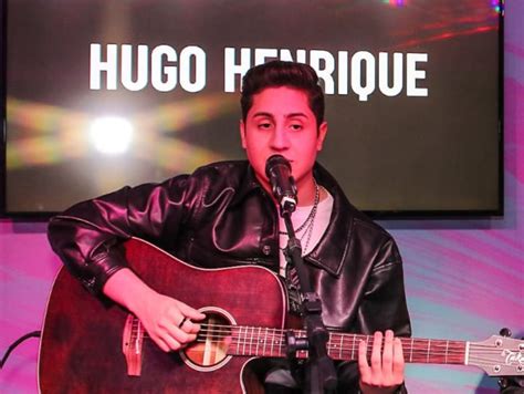 Hugo Henrique Assina Contrato A Universal Music Popline