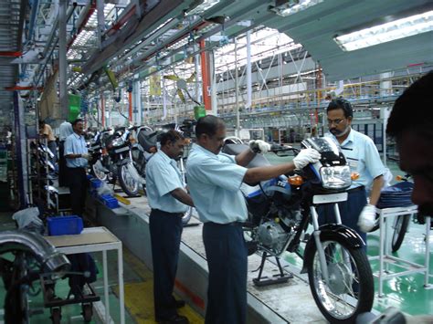 Tvs Motors Q1 Pat Grows 25 Percent Autocar Professional