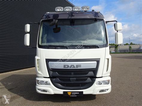 Camion DAF LF 210 EURO 6 OPRIJ WAGEN MACHINE TRANSPORT 4x2 Gazoil