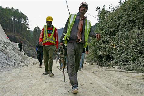 “rat Hole Mining” To Free Trapped Tunnel Workers Borneo Bulletin Online