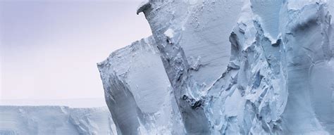 Glaciers and ice sheets account for almost 68 of the earth s freshwater ...