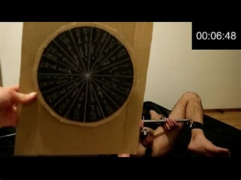 Cum Challenge Enema Y Pis Sosteniendo XVIDEOS