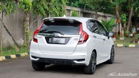 Intip Harga Honda Jazz RS Bekas 2018 2021 Turunnya Sedikit Banget