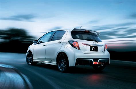 Toyota Yaris Vitz Gets Aygo Style Facelift Autoevolution