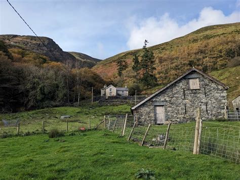 Buildings At Pentre Farm David Medcalf Cc By Sa Geograph