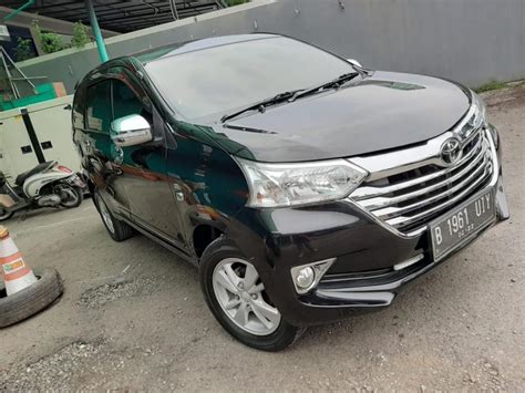 Toyota New Avanza E Up G MT 1 3 Manual Tahun 2017 Hitam Metalik