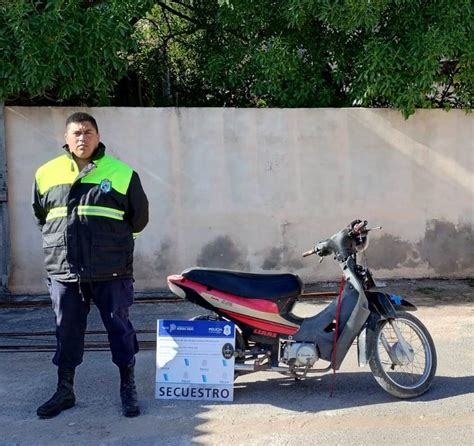 Secuestran moto en Claromecó Lu24