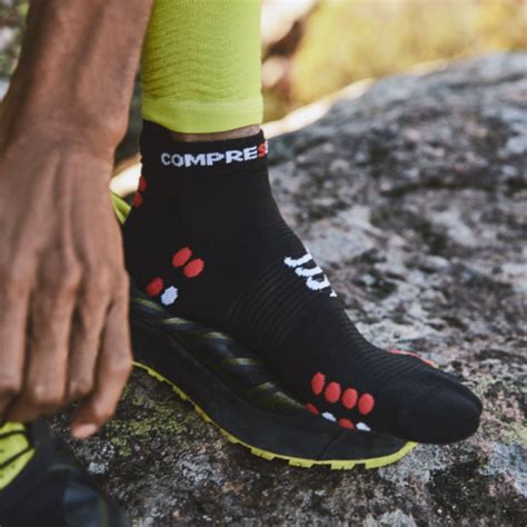 COMPRESSPORT PRO RACING SOCKS V4 0 Black OD RUN